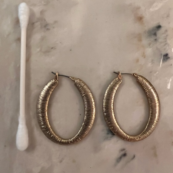Fashion Earrings - Picture 1 of 1